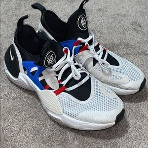 Nike huarache E.D.G.E